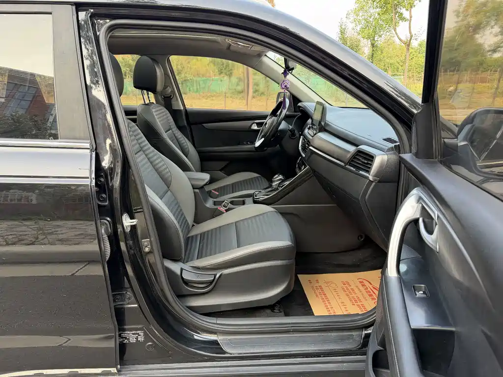 Kia Sportage — миниатюра 10