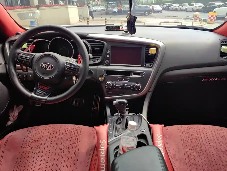 Kia K5 — миниатюра 12
