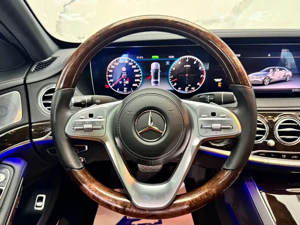 Mercedes-Benz S-Class — миниатюра 7