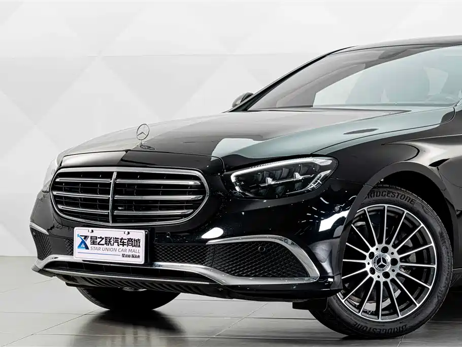 Mercedes-Benz E-Class — миниатюра 3