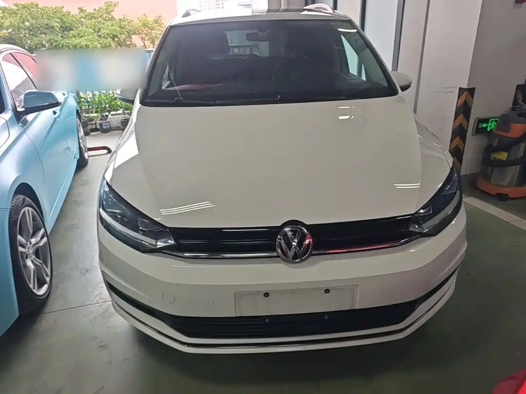 Volkswagen Touran — миниатюра 3