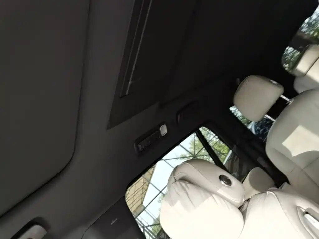 Li Auto Li L9 — миниатюра 18