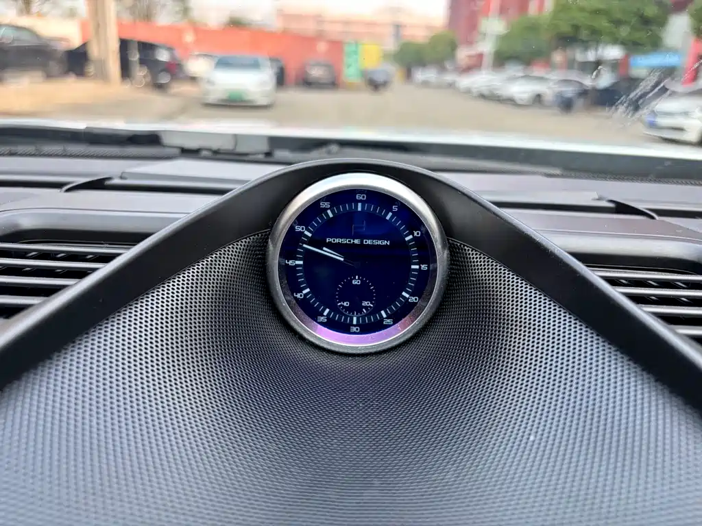 Porsche Panamera — миниатюра 9