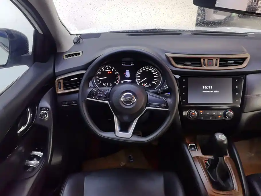 Nissan Qashqai — миниатюра 15