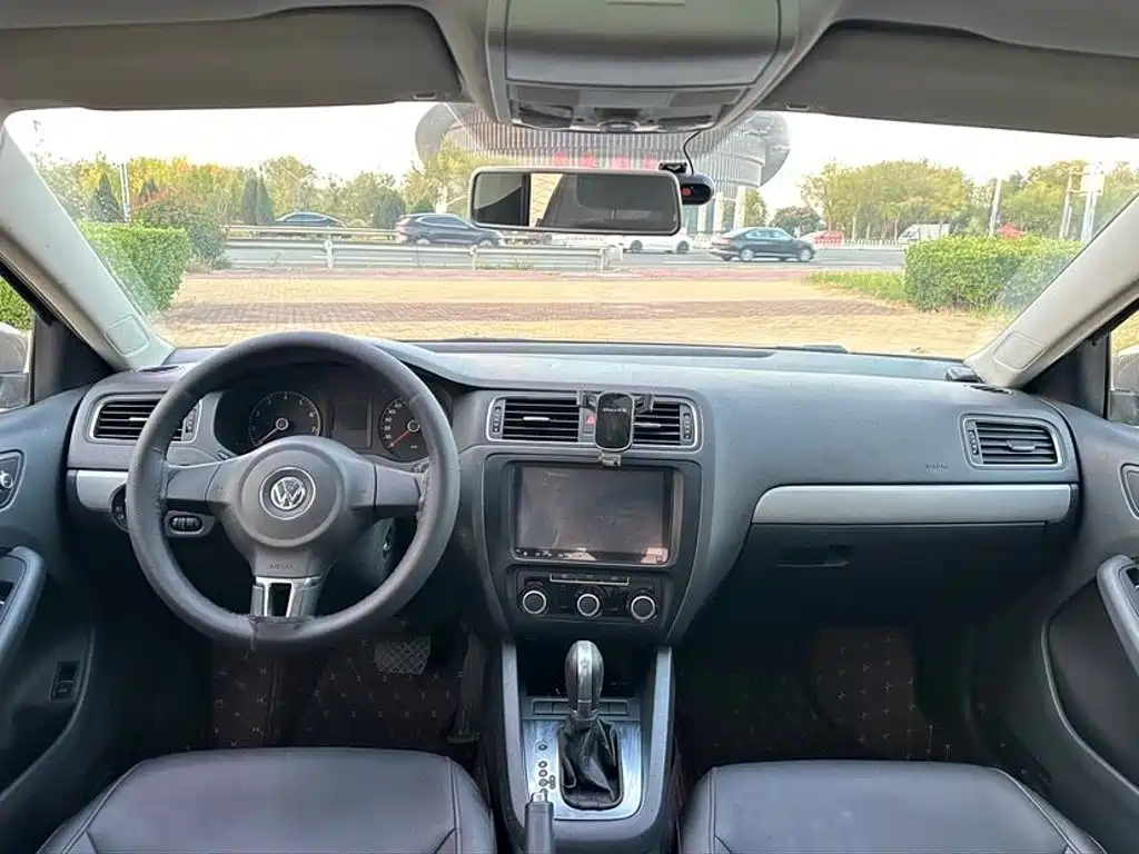 Volkswagen Sagitar — миниатюра 9