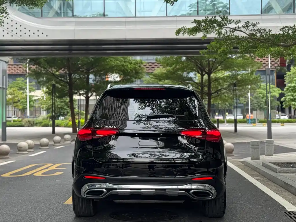 Mercedes-Benz GLC 2025 GLC 300 L 4MATIC 7 мест