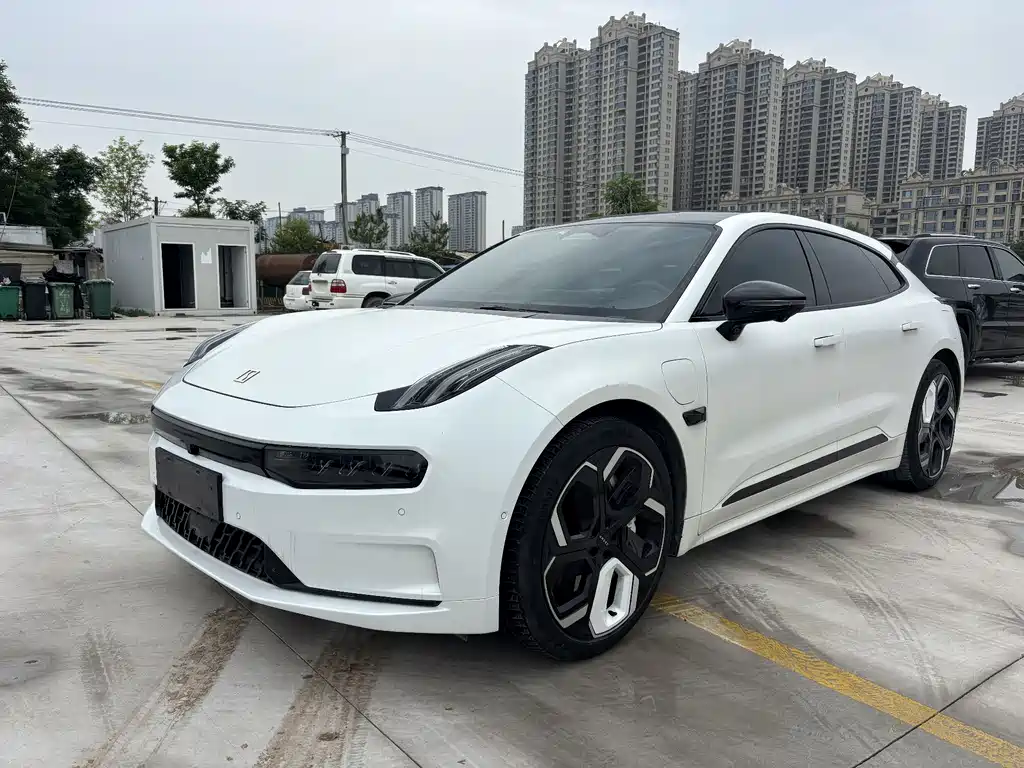 Zeekr 001 2023