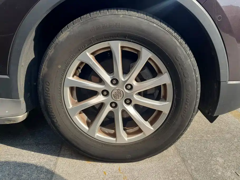 Buick Envision Plus — миниатюра 6