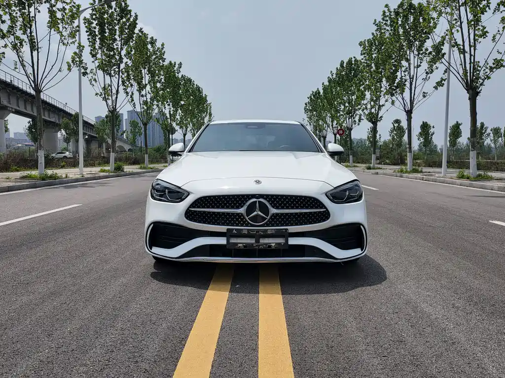 Mercedes-Benz C-Class 2022