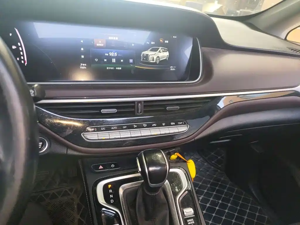 GAC Motor Trumpchi M6 — миниатюра 6