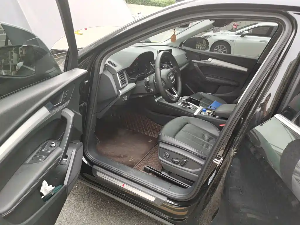 Audi Q5L — миниатюра 14