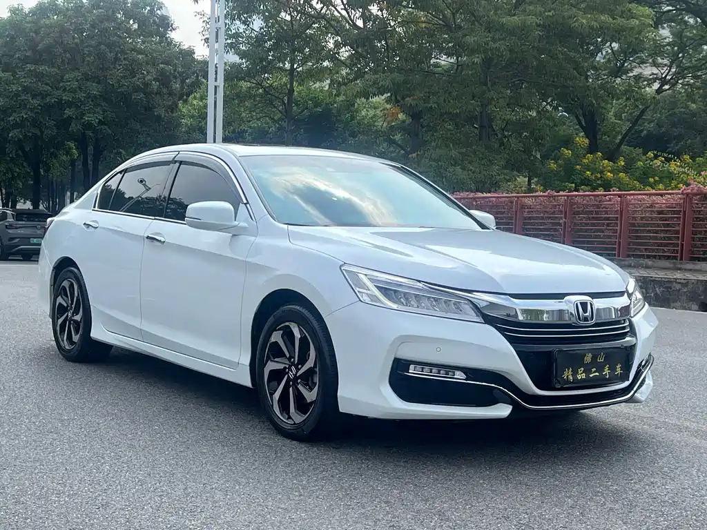 Honda Accord — миниатюра 4
