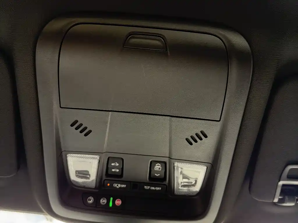 Cadillac XT6 — миниатюра 17