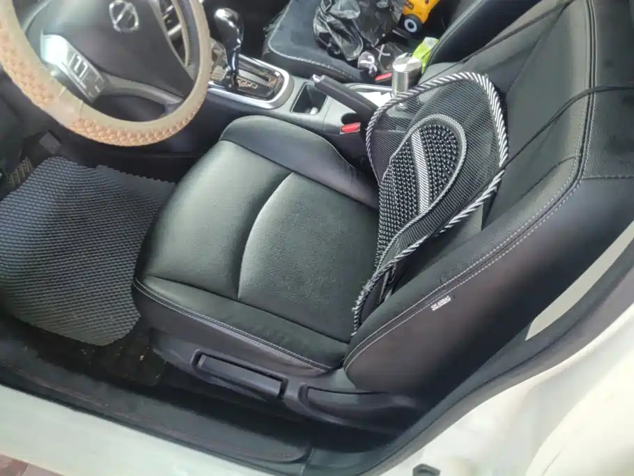 Nissan Tiida — миниатюра 9