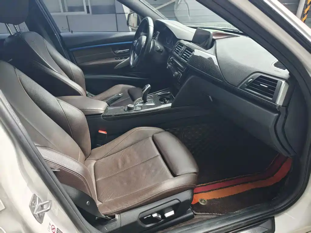 BMW 3 Series — миниатюра 10
