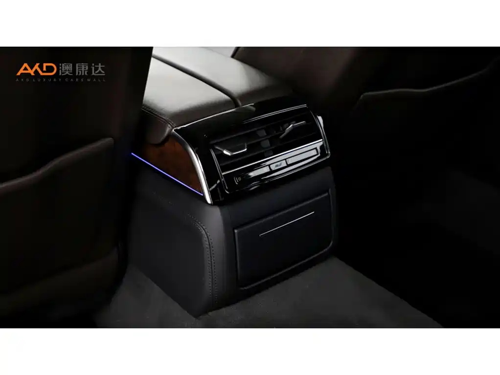Audi A8 — миниатюра 9