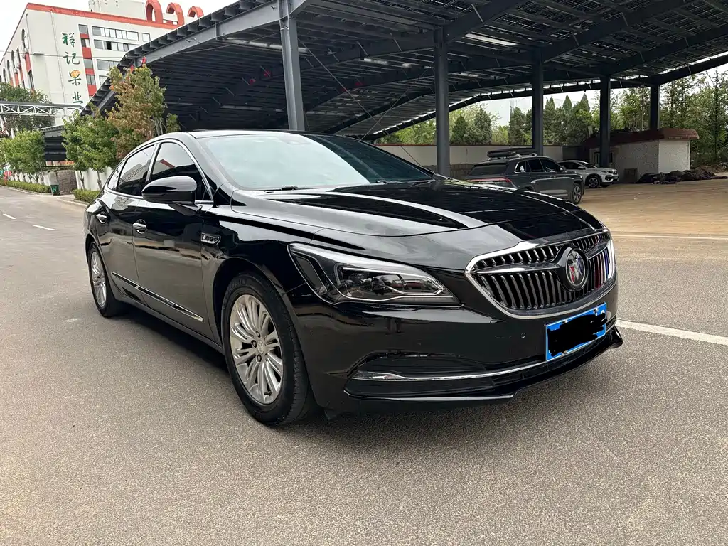Buick LaCrosse — миниатюра 3