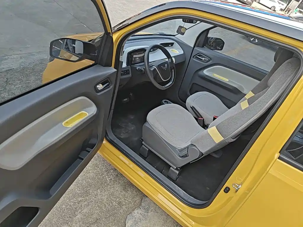 Wuling MINIEV — миниатюра 16