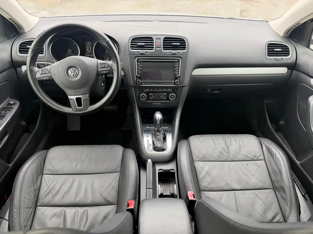 Volkswagen Golf 2011 1.4TSI Luxury