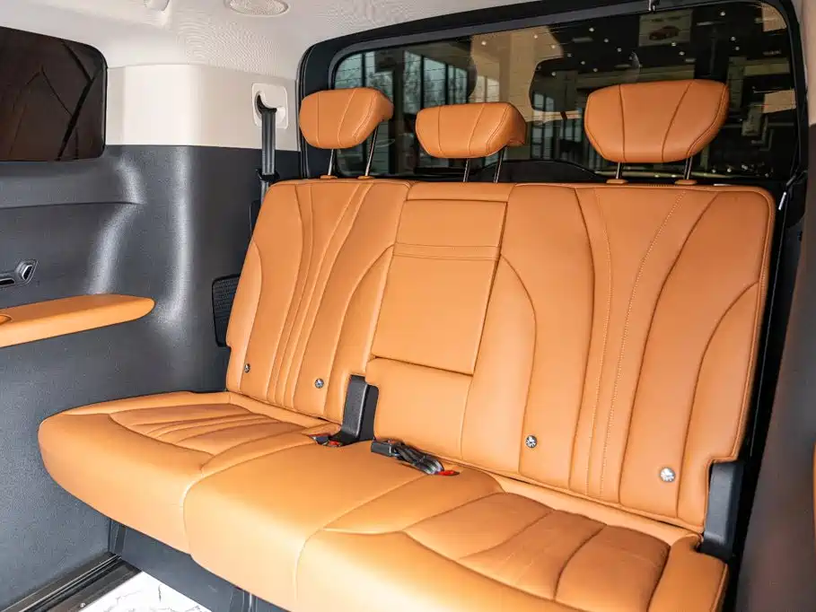 Hongqi Hongqi HQ9 PHEV — миниатюра 16
