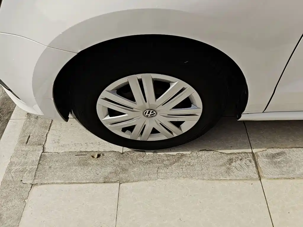 Volkswagen Polo — миниатюра 23