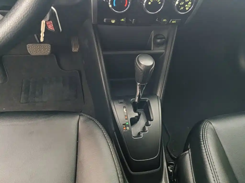 Toyota Yaris L — миниатюра 14