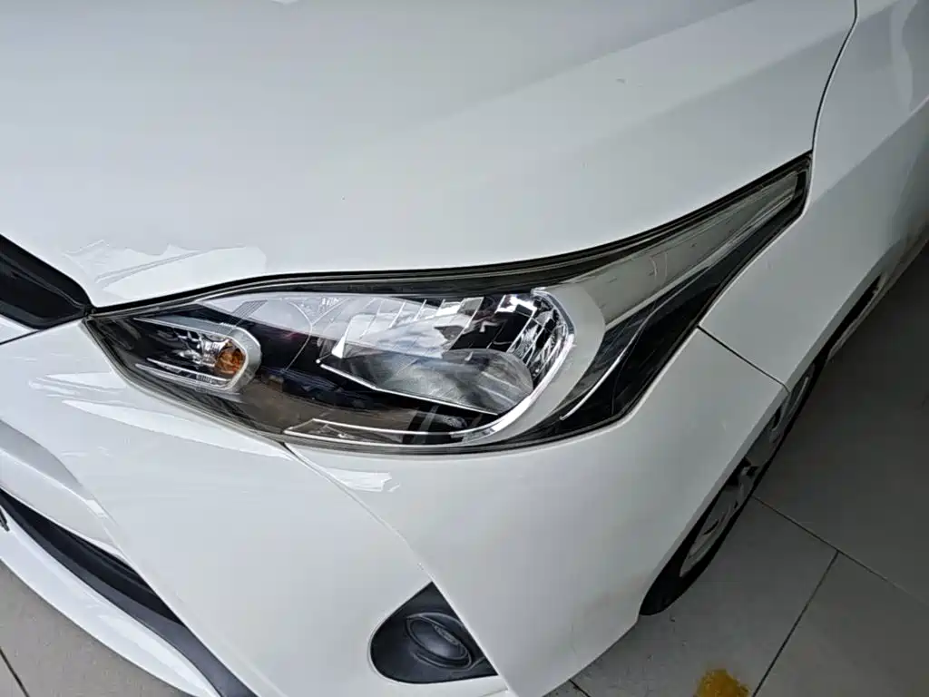 Toyota Yaris L — миниатюра 24