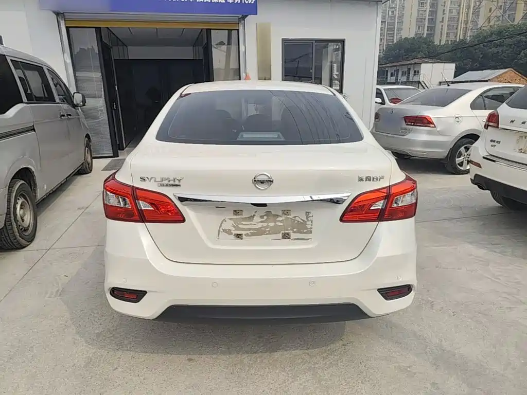 Nissan Sylphy — миниатюра 6