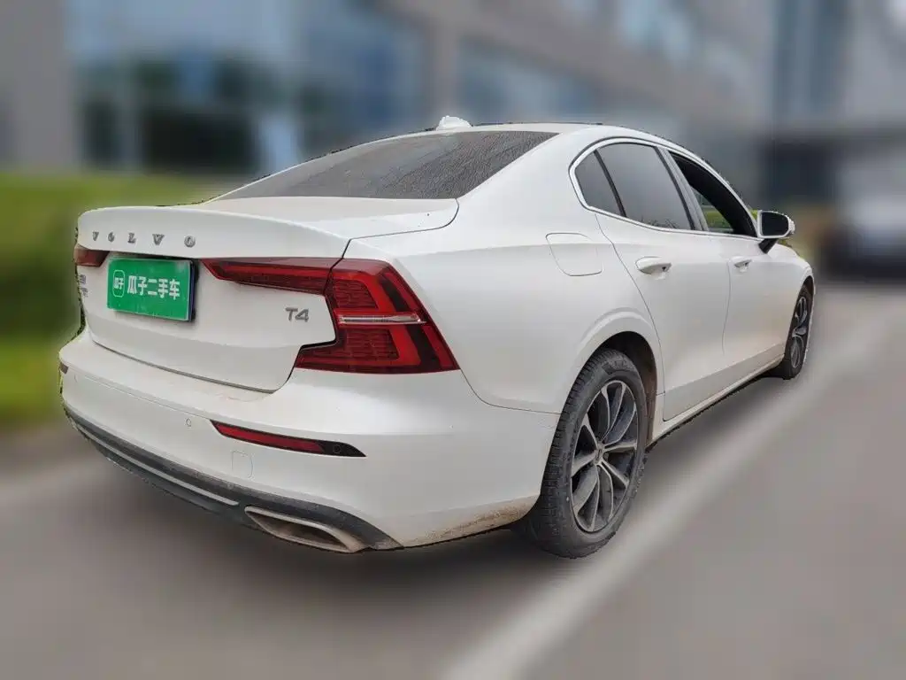 Volvo S60 — миниатюра 4