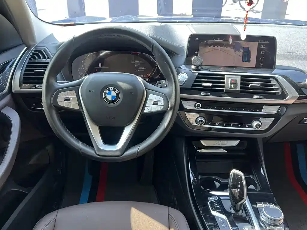 BMW X3 — миниатюра 9