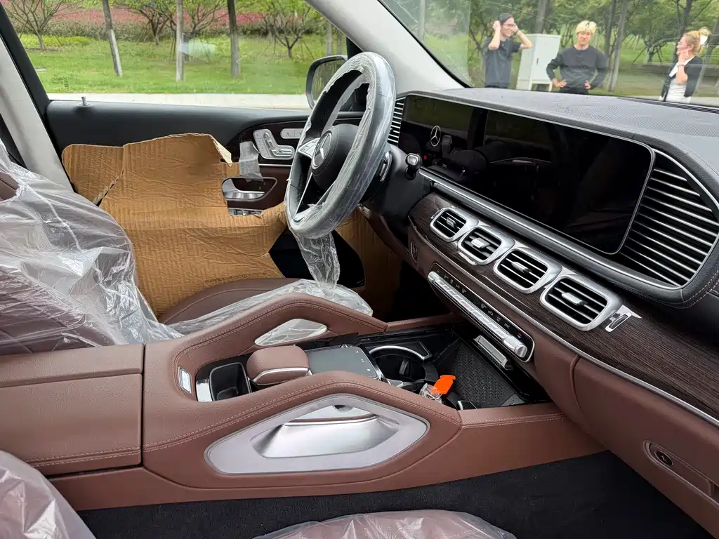 Mercedes-Benz GLE (Import) — миниатюра 12