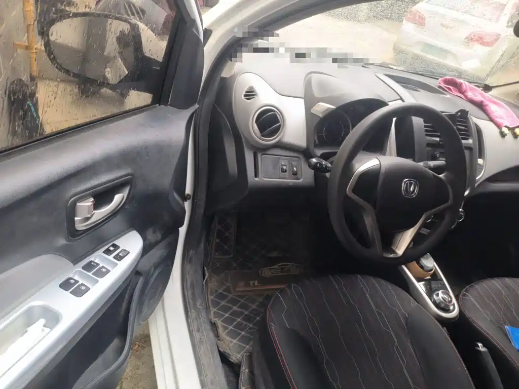 Changan Benben E-Star — миниатюра 12