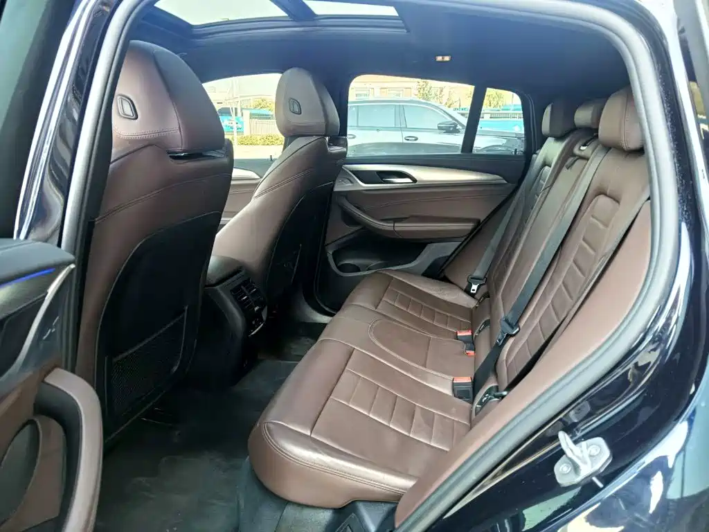 BMW X4 — миниатюра 9