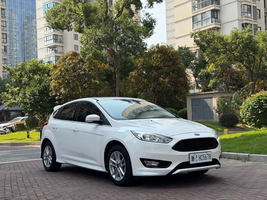 Ford Focus — миниатюра 3