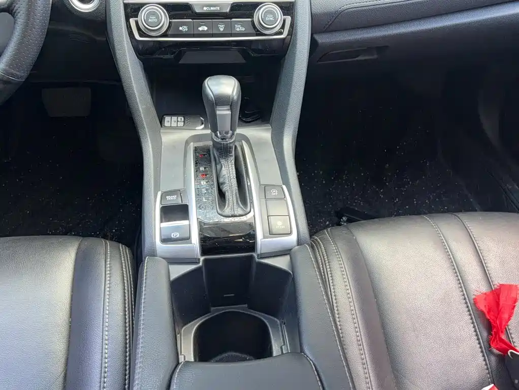 Honda Civic — миниатюра 13