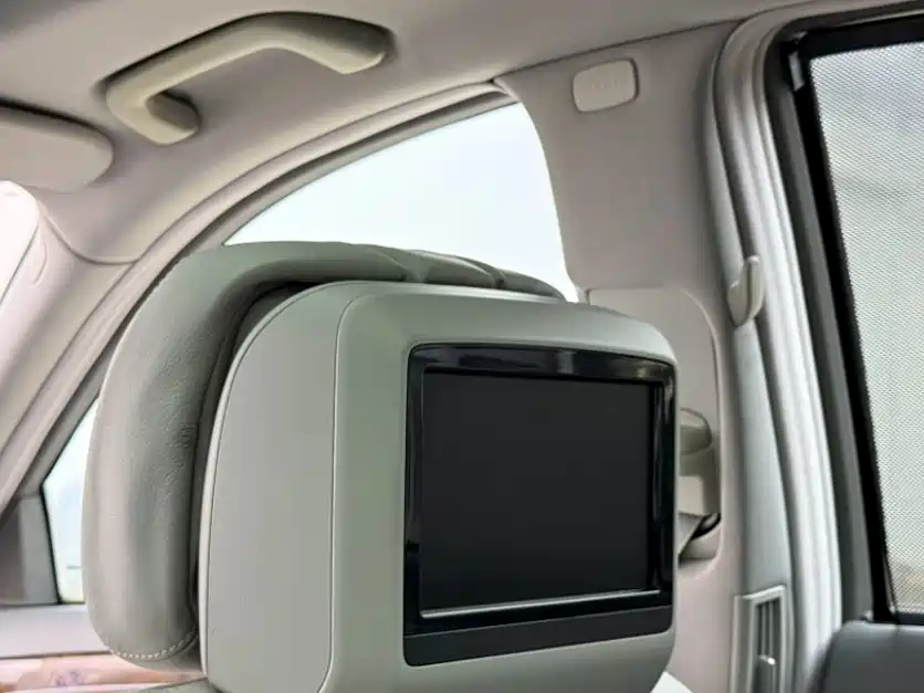 Mercedes-Benz S-Class — миниатюра 25