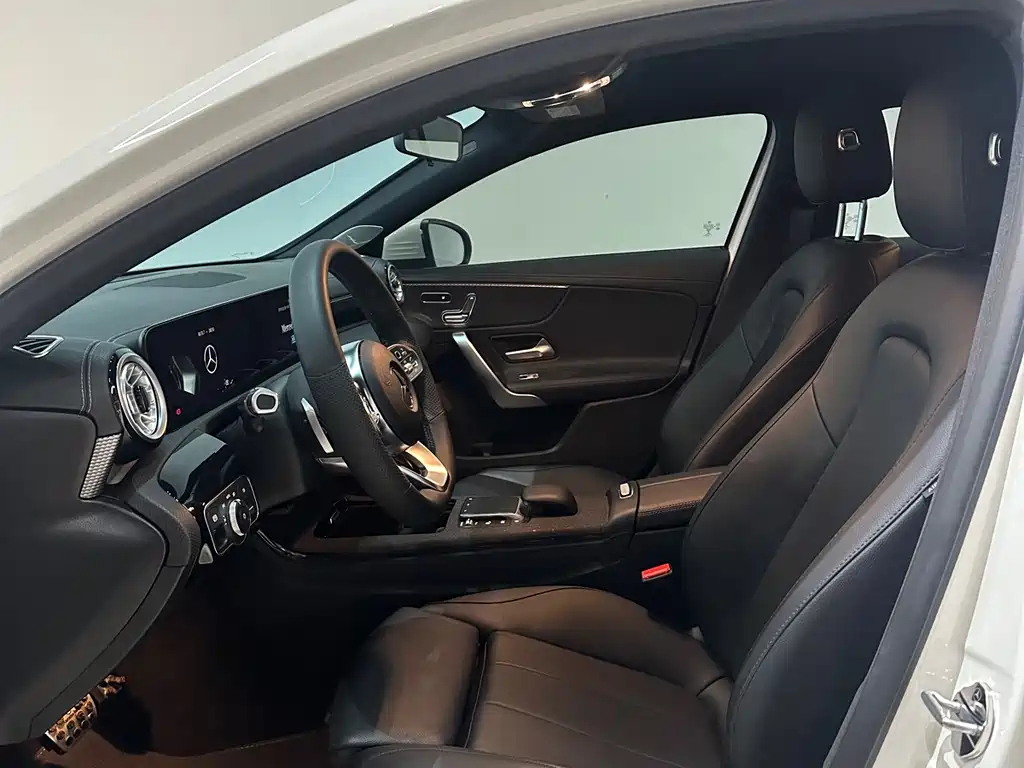 Mercedes-Benz A-Class A 2022 A 200 L Sport Fashion