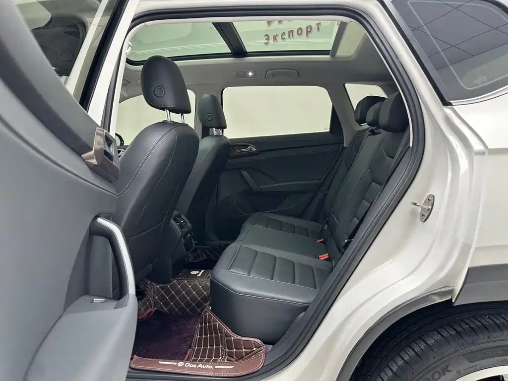 Volkswagen Tharu — миниатюра 8
