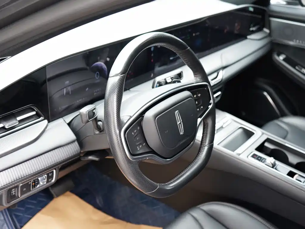 Lincoln Z — миниатюра 18