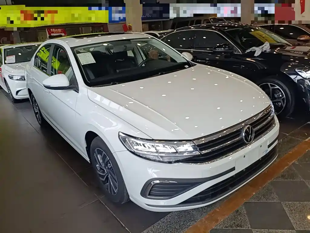 Volkswagen Bora 2025 200TSI DSG