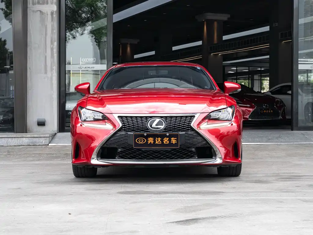 Lexus RC 2016 200t F SPORT