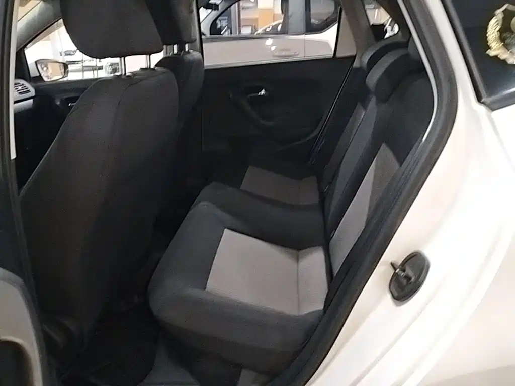 Volkswagen Polo — миниатюра 17