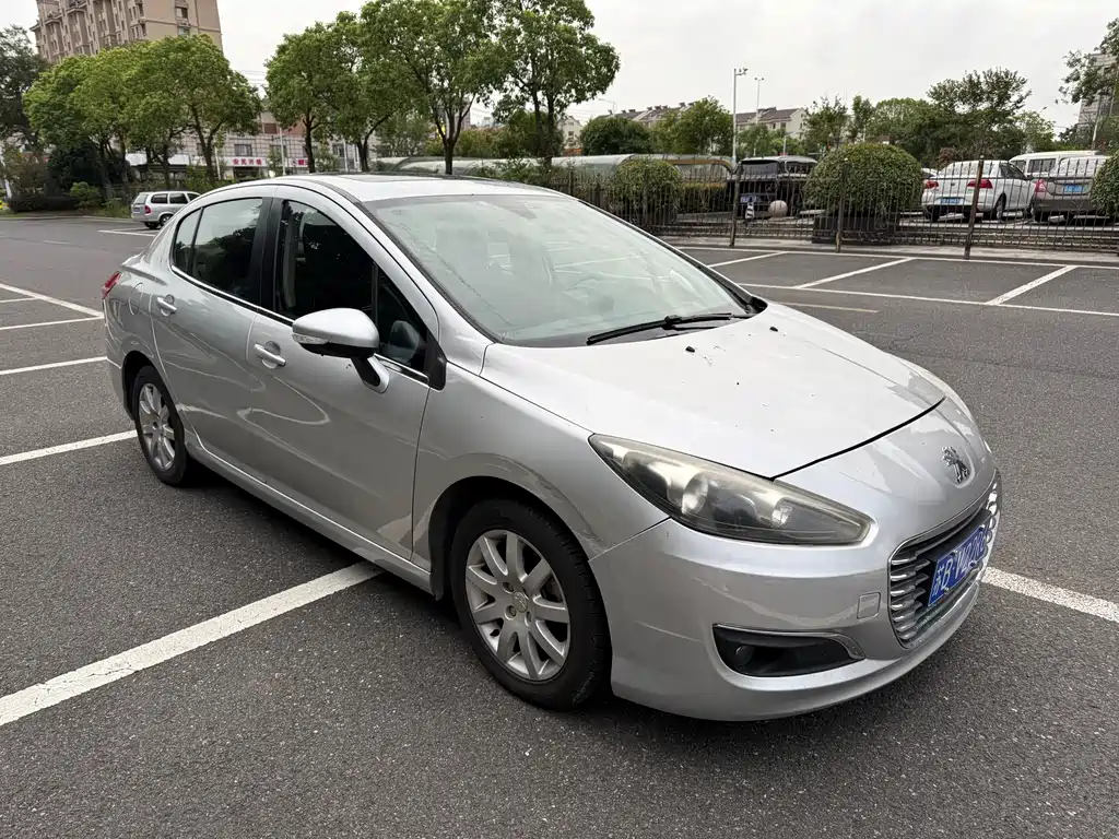 Peugeot 308 — миниатюра 3