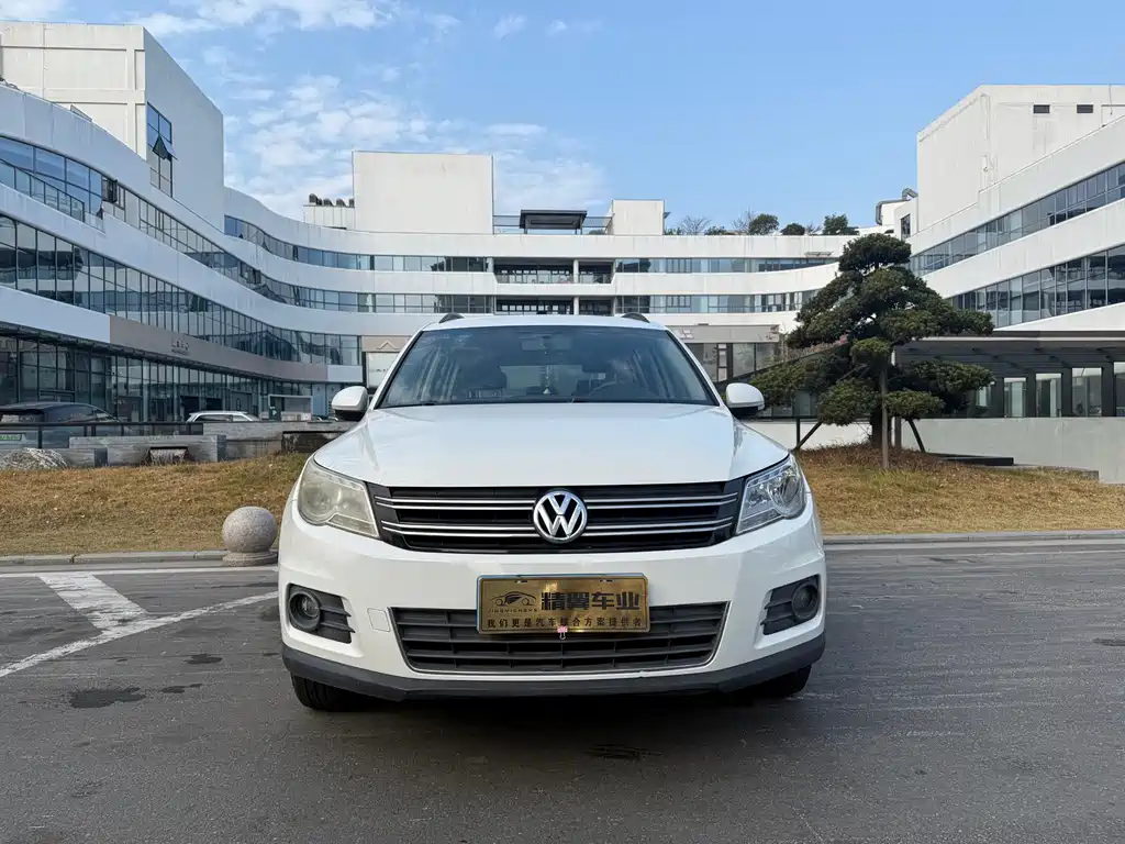 Volkswagen Tiguan 2012 1.8TSI AT