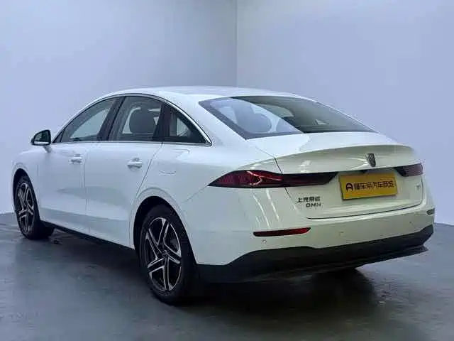 Roewe D7 2023 DMH 125km