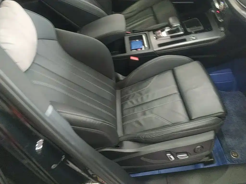 Audi Q5L — миниатюра 25
