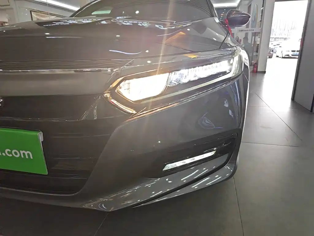 Honda Accord — миниатюра 24