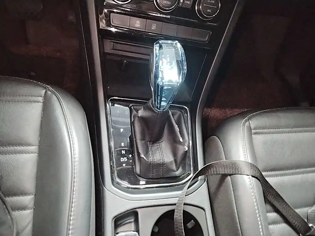 Volkswagen Touran — миниатюра 14