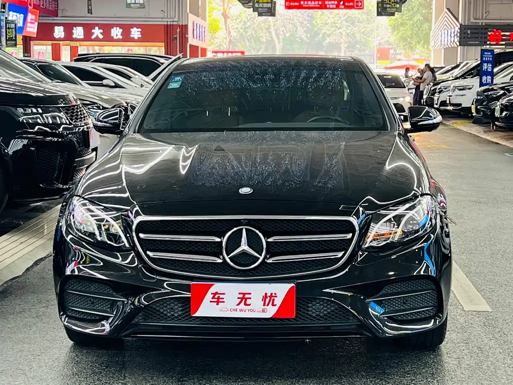 Mercedes-Benz E-Class — миниатюра 2