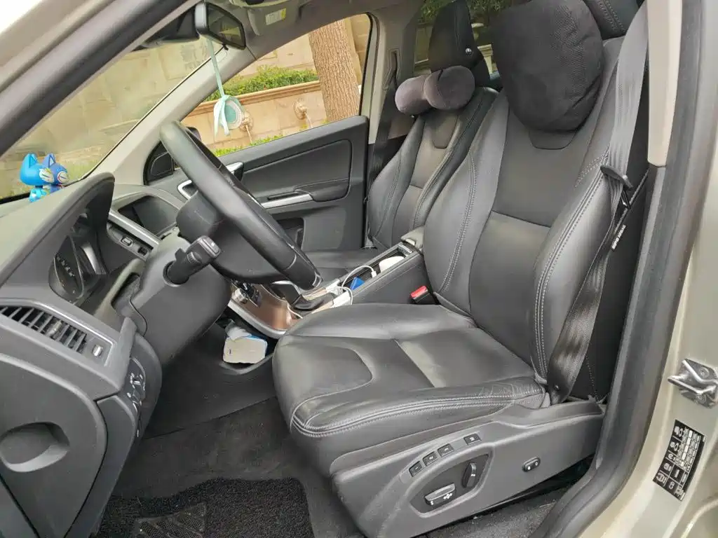 Volvo XC60 — миниатюра 16
